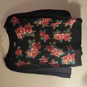 Princess Vera Wang Rose Print Top